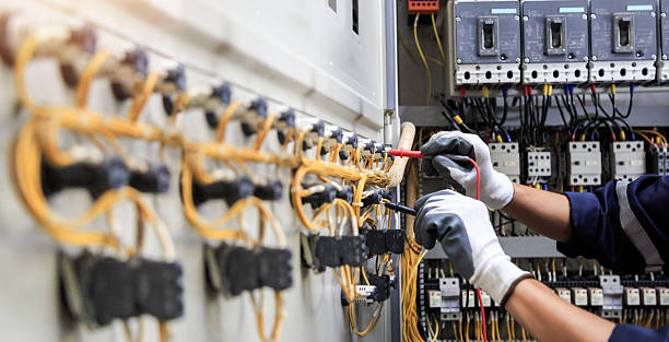 Professional Generator Installation technician working in Landen, OH